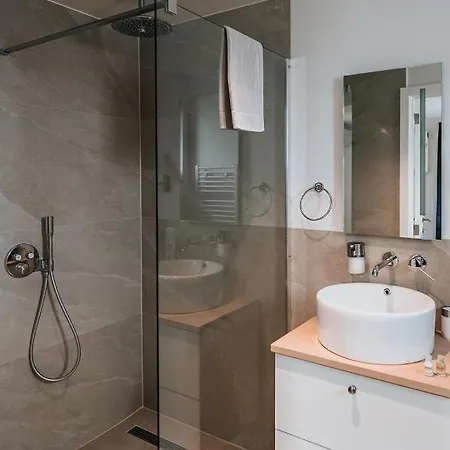 Vida Bed & Breakfast