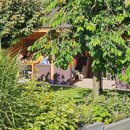 Vida Bed & Breakfast