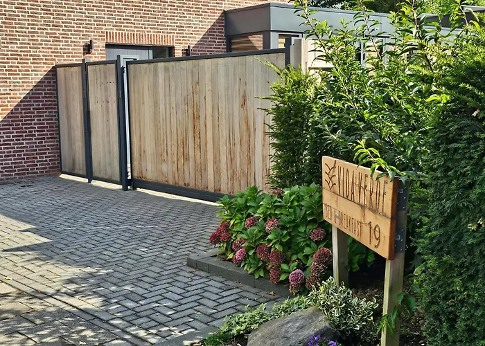 Vida Bed & Breakfast *